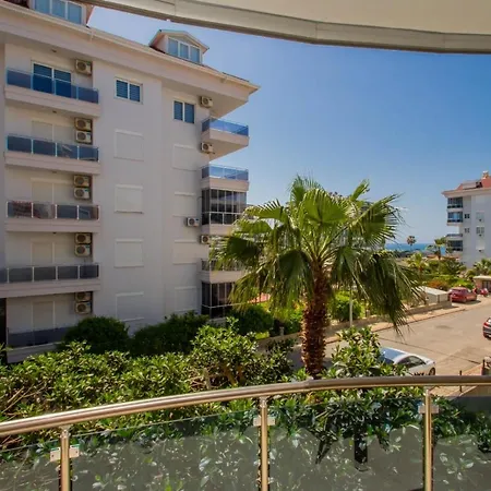 Kestel Deluxe Apartment